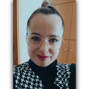 Mãe de 2 filhos, disponível para babysitter