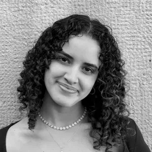 Zuverlässige und herzliche Babysitterin mit Erfahrung (20)