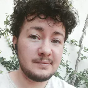 Prof de français & Babysitter à Lyon/Villeurbanne