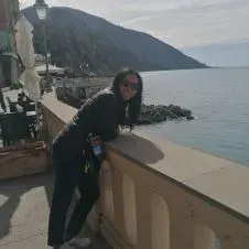 Ciao sono Jacqueline Burbano, cerco lavoro a Rapallo