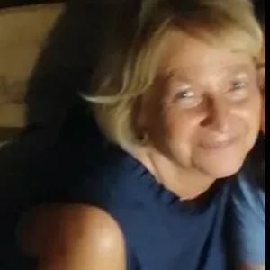 cerco lavoro come baby sitter e lavori domestici