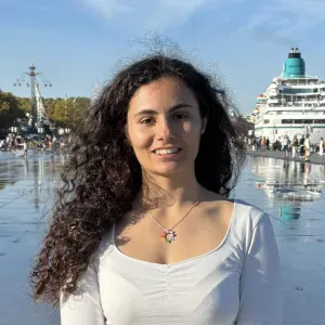 Baby-sitter expérimentée sur Valence 