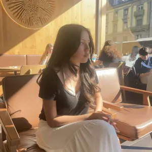 Lycéenne de 16 ans faisant du tutorat depuis 2 ans 