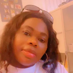 Verantwortlicher Koch und Reinigungsdienst aus Trier