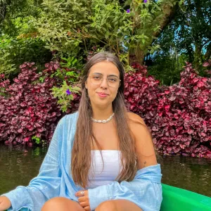 Babysitter/Petsitter á procura de emprego