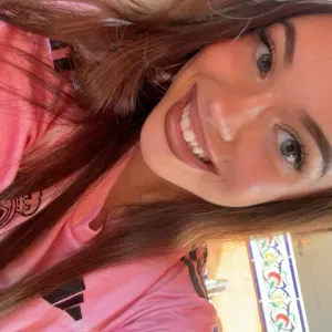 Baby-sitter sérieuse en formation CAP petite enfance