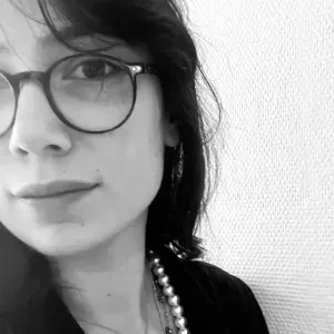 Baby sitter à Courbevoie et Poissy