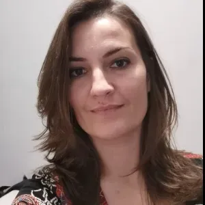 Nounou Nanny expérimentée AixenPce 