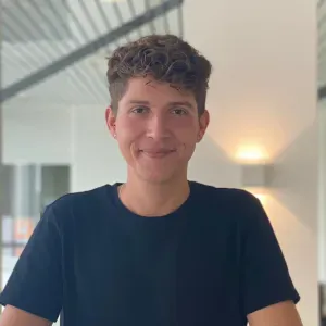 Aide à Domicile pour vous avec un infirmier