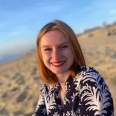 Jeune étudiante qui veut devenir future maîtresse