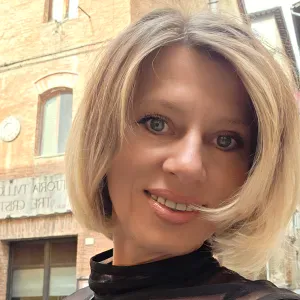 Stireria e pulizia della casa.  Siena