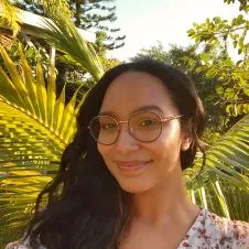 Baby-sitter attentionnée et créative