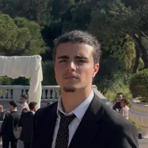 Homme de ménage étudiant , sur marignane et 20 km autour