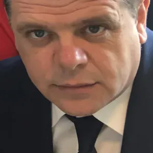 Procura-se apoio domiciliário 