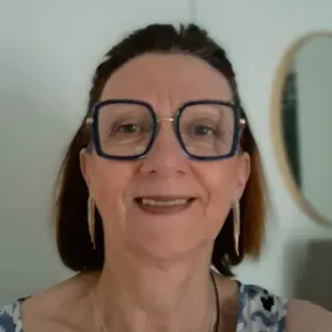 Femme de ménage cherche ménage autour de cindrée
