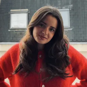 Baby-sitter dynamique et créative à Paris