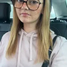 Baby-sitter expérimenté à comines et au alentour 