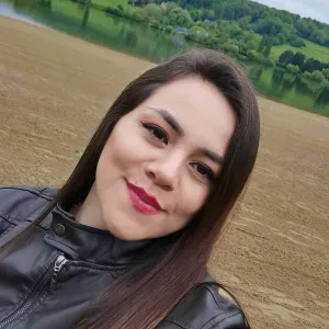 Ouvrier de nettoyage en maison 