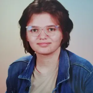 Étudiante volontaire pour donner des cours de soutien 