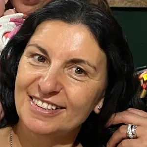 Babysitter com experiência em Amarante 