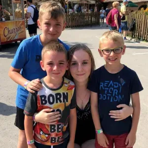 Garde d enfants a domicile ou baby sitter