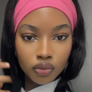 Étudiante motivée cherche à garder vos enfants