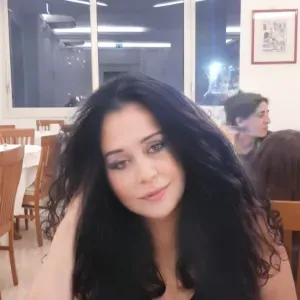 Sono in cerca di un lavoro come Badante per Anziani