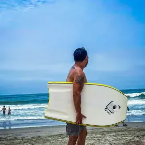 Agent de nettoyage et aide-ménager expérimenté