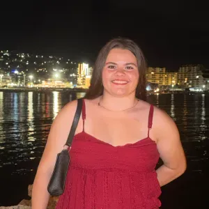 Canguro en madrid, joven y estudiante de educscion infantil 