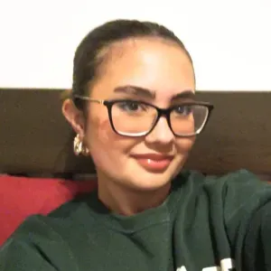 Babysitter giovane, affidabile e paziente