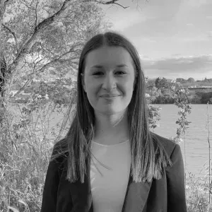 Baby-sitter expérimenté depuis plus d'un ans et demis 