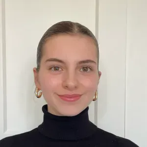 Baby-sitter disponible dès maintenant !!