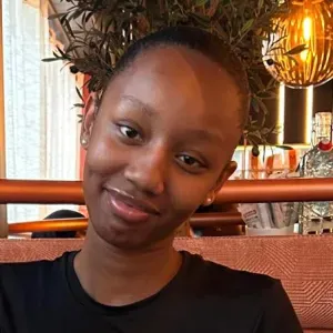 Baby-sitter avec de l'expérience à Paris