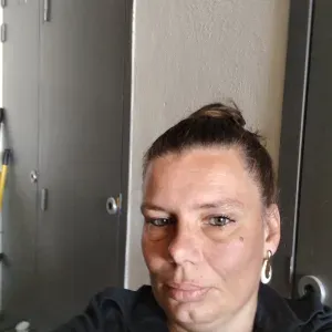 Agent polyvalent d aide a la personne 