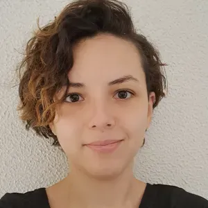 Cuidadora petsitter, apaixonada pela animais