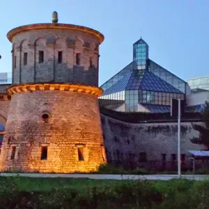 Je cherche une femme de menage parlant russe