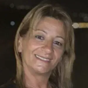 Addetta alle pulizie generali e stiro