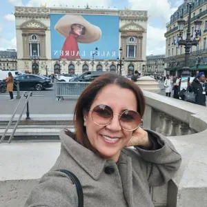 Baby-sitter expérimentée à Paris.