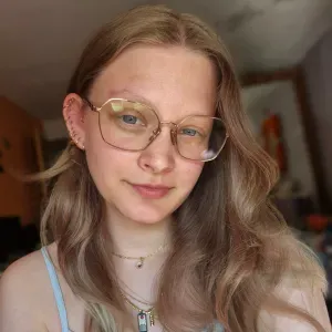 Baby-sitter au alentours d'Avignon et Pujaut !