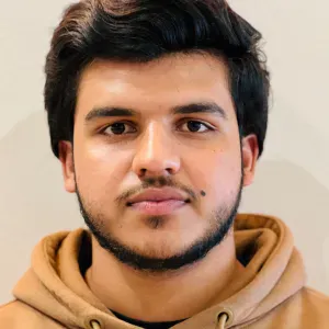 Loving caregiver in bolzaxdfyrfo