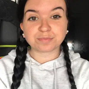 Niñera en Manresa. Disponible, con experiencia