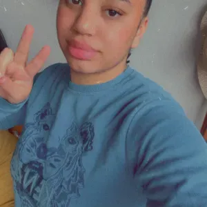 Baby-sitter au havre Un peut expérimenté 