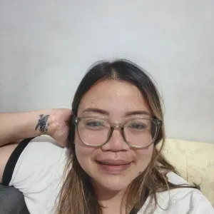 Experienced Babysitter looking for job