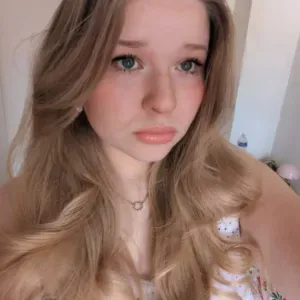 Baby-sitter disponible des maintenant dans le 62
