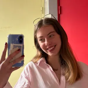 Loanne pet-sitter à Darvoy été