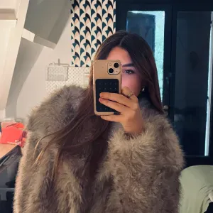  Baby-sitter disponible sur Rouen 