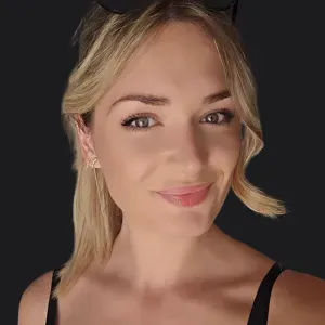 Je cherche une ou plusieurs femme de ménage