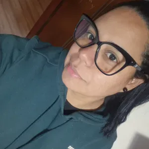 Cuidadora de persona mayor dependiente en Cedeira