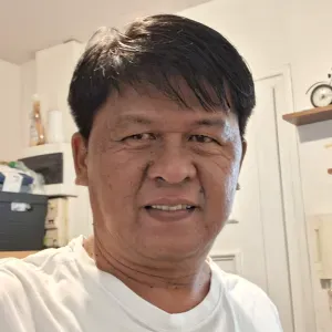 Caring for elderly with heart and compassionate 