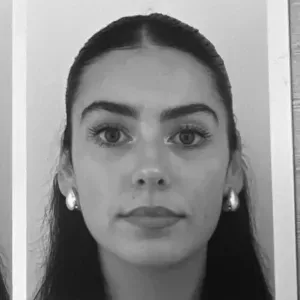 Baby-sitter expérimentée à Pau !